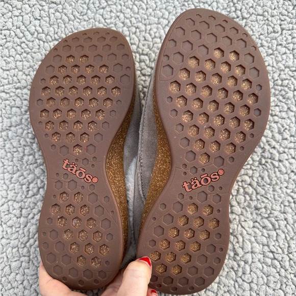 Taos Water Resistant Suede Warm-Lined Clogs - Future - Picture 5 of 5